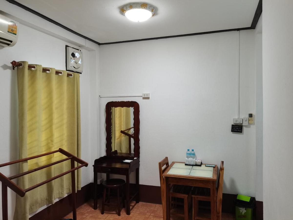 Phai Guesthouse Luang Prabang Buitenkant foto