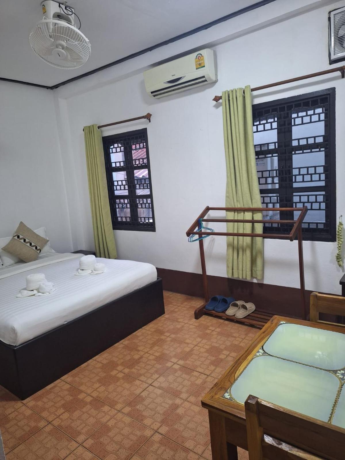 Phai Guesthouse Luang Prabang Buitenkant foto